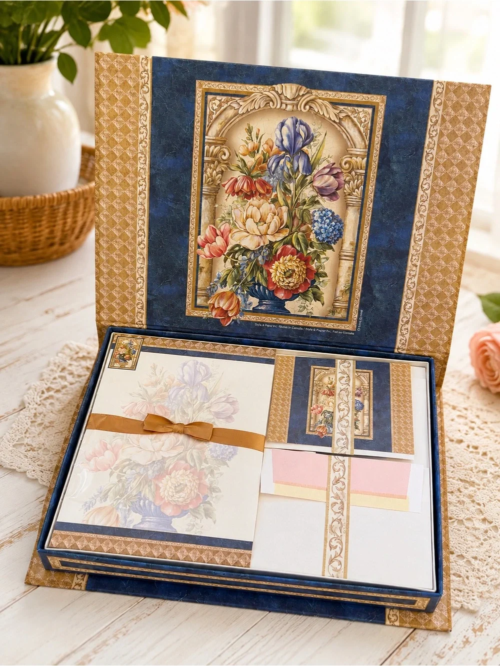 New Vintage Floral Stationary Note Set & Storage Box Cottagecore Floral  Envelop